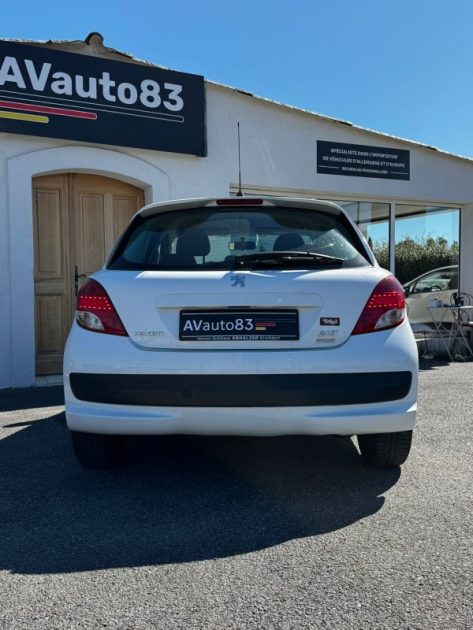 Peugeot 207 1.6HDi 90ch - Limited Edition - Distribution neuve - 99.000km - CT ok - Garantie 1an