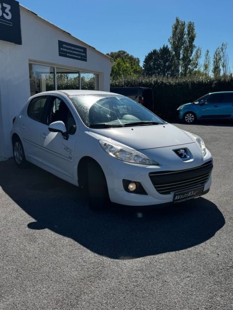 Peugeot 207 1.6HDi 90ch - Limited Edition - Distribution neuve - 99.000km - CT ok - Garantie 1an