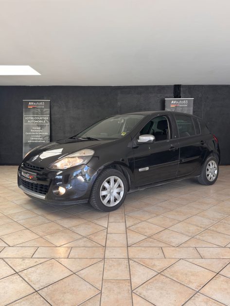 Renault Clio 1.2 LEV 75cv / TomTom / Distribution Neuve / Révisée / CT OK 