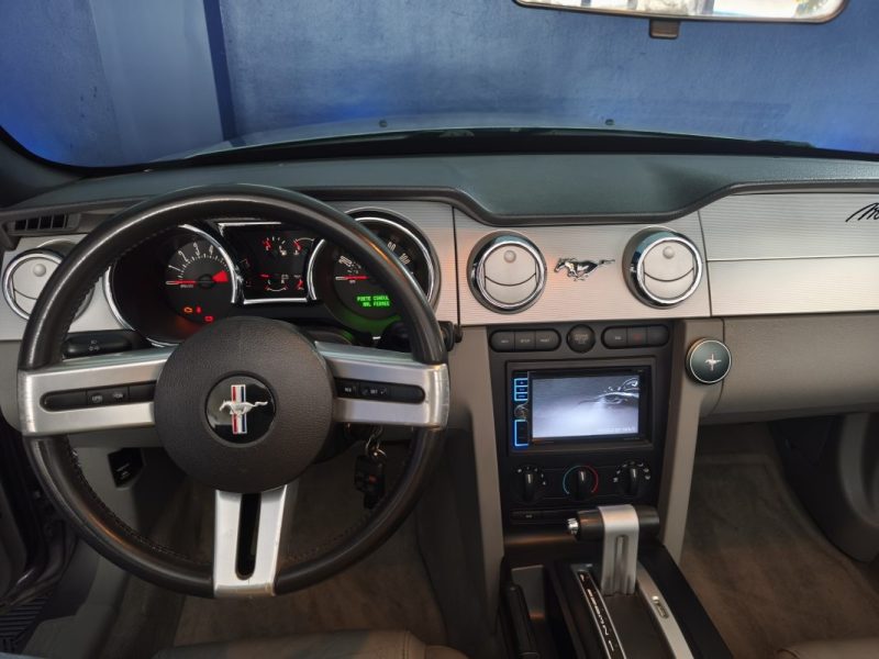 FORD FORD MUSTANG CABRIOLET FINITION SOHC - V6 - 215 Cv - 4L - CAPOTE ELECTRIQUE - REGULATEUR DE VITESSE  2006