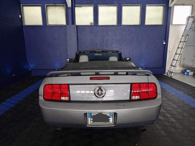 FORD FORD MUSTANG CABRIOLET FINITION SOHC - V6 - 215 Cv - 4L - CAPOTE ELECTRIQUE - REGULATEUR DE VITESSE  2006