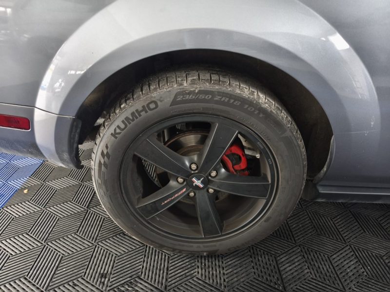 FORD FORD MUSTANG CABRIOLET FINITION SOHC - V6 - 215 Cv - 4L - CAPOTE ELECTRIQUE - REGULATEUR DE VITESSE  2006