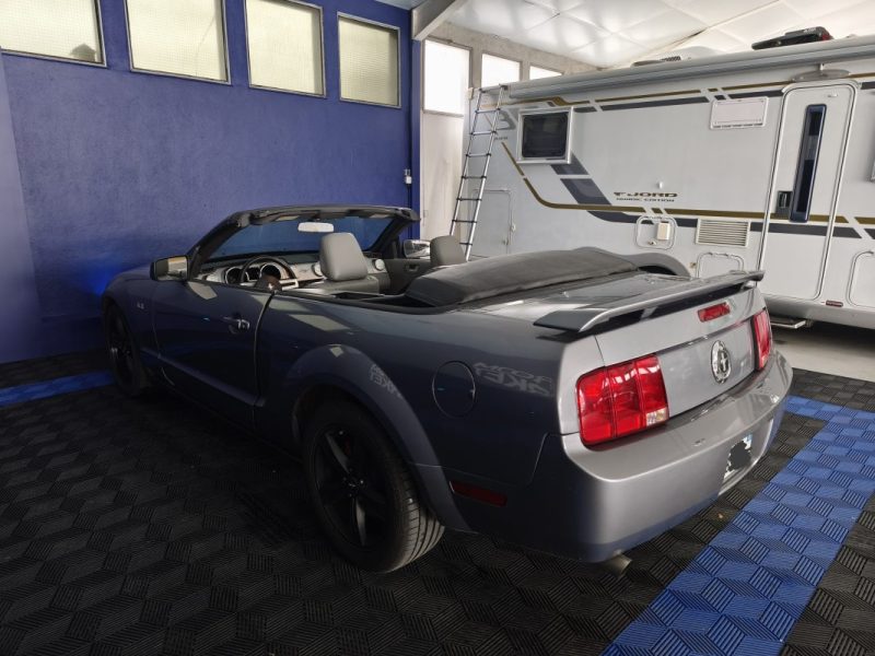 FORD FORD MUSTANG CABRIOLET FINITION SOHC - V6 - 215 Cv - 4L - CAPOTE ELECTRIQUE - REGULATEUR DE VITESSE  2006