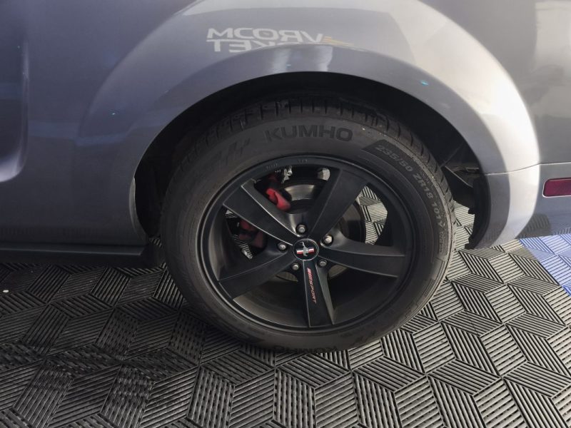 FORD FORD MUSTANG CABRIOLET FINITION SOHC - V6 - 215 Cv - 4L - CAPOTE ELECTRIQUE - REGULATEUR DE VITESSE  2006