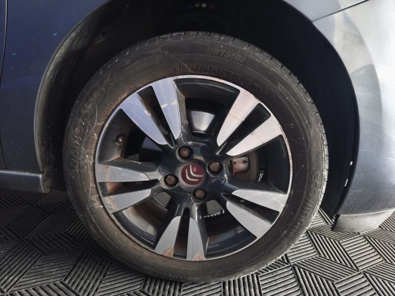 CITROEN CITROEN DS3 1.6 VTI 120 Cv - BI-TON - GPS - SIEGES CHAUFFANT - BOITE AUTOMATIQUE  2010