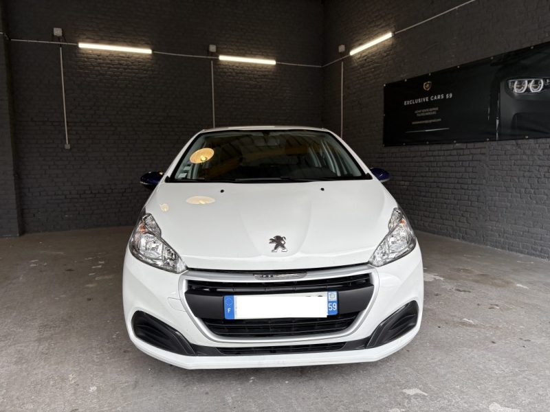 PEUGEOT 208 2019