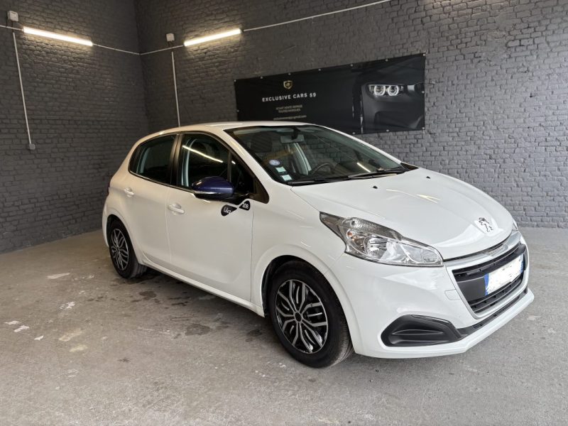 PEUGEOT 208 2019