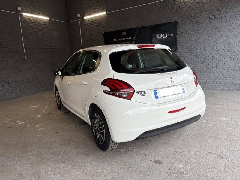 PEUGEOT 208 2019