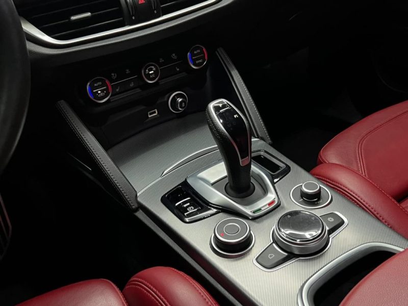 ALFA ROMEO STELVIO Q4 VELOCE