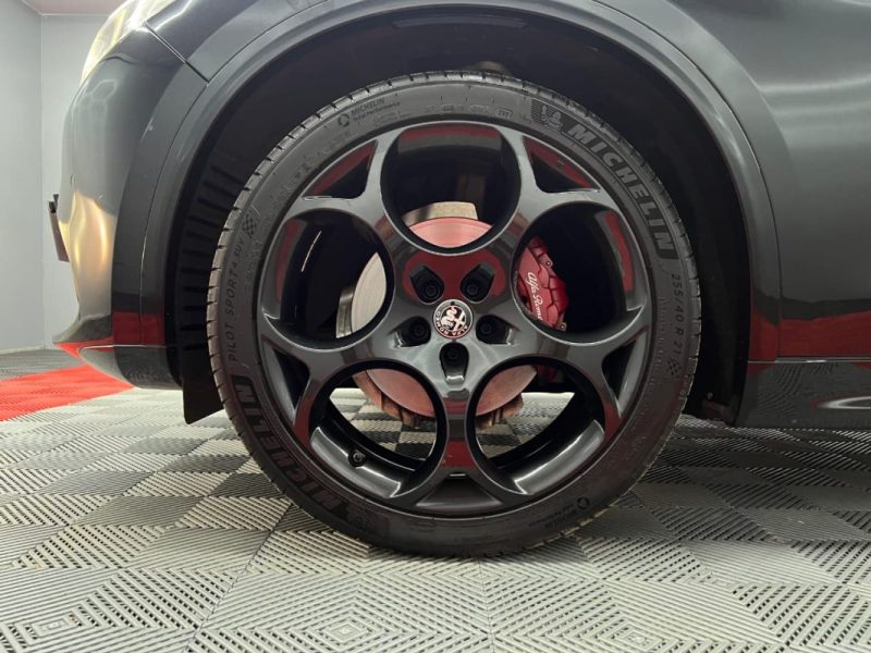 ALFA ROMEO STELVIO Q4 VELOCE