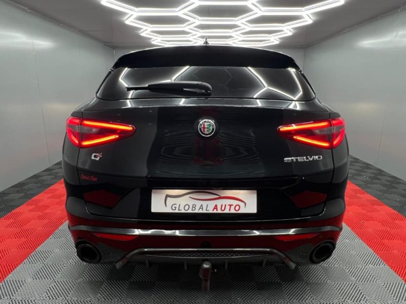 ALFA ROMEO STELVIO Q4 VELOCE