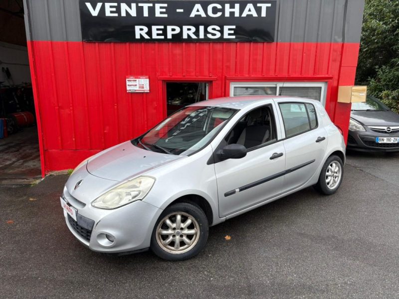 RENAULT CLIO 2010