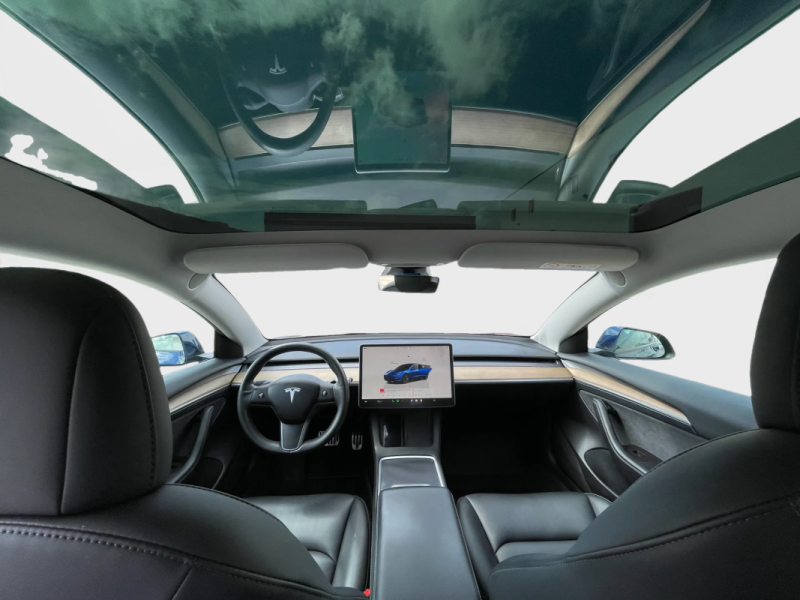 TESLA MODEL 3 STANDARD PLUS RWD