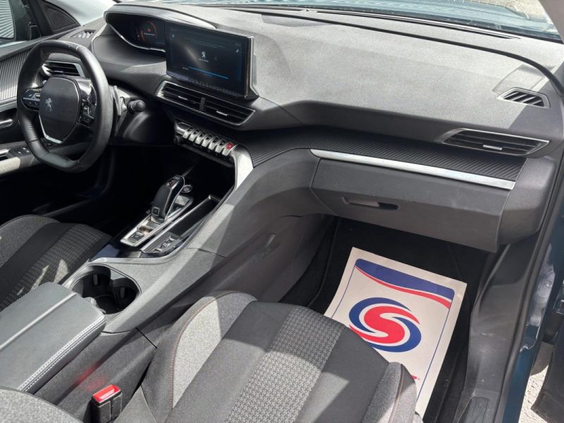 PEUGEOT 3008 1.5 BLUEHDI 130cv EAT8