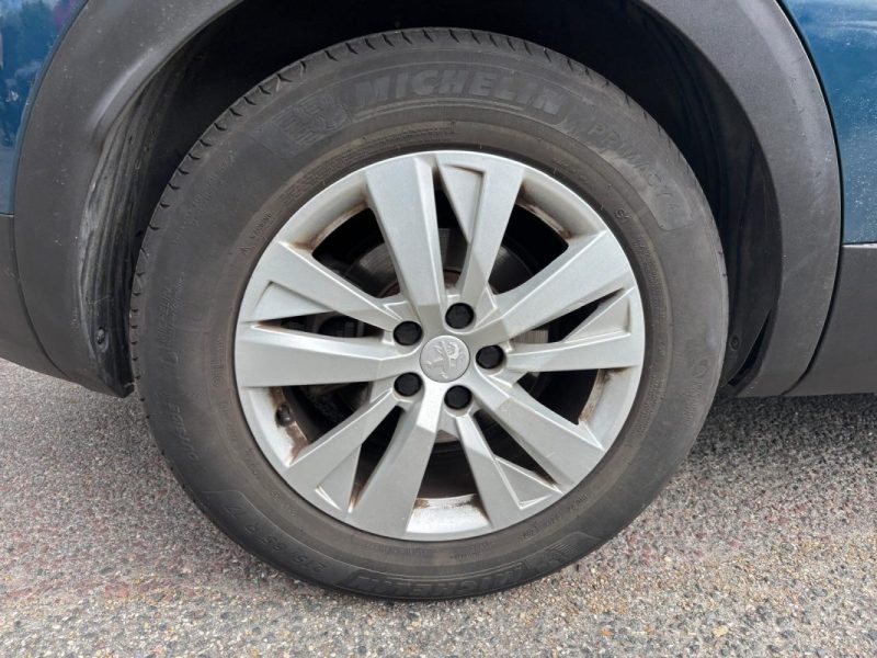 PEUGEOT 3008 1.5 BLUEHDI 130cv EAT8