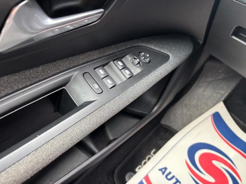 PEUGEOT 3008 1.5 BLUEHDI 130cv EAT8