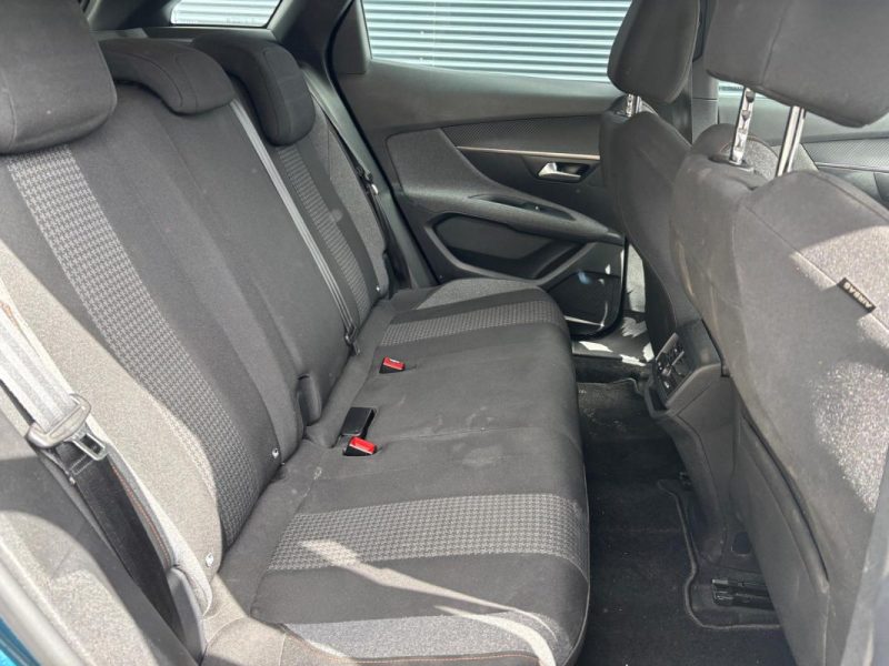 PEUGEOT 3008 1.5 BLUEHDI 130cv EAT8