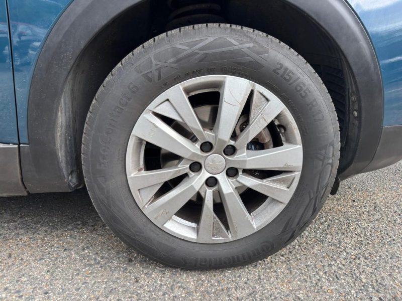 PEUGEOT 3008 1.5 BLUEHDI 130cv EAT8