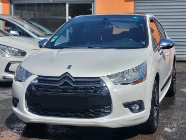 CITROEN DS4 1.6 BlueHDi 120 cv - SoChic - Garantie 12 Mois