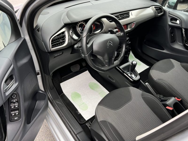 CITROEN C3 II PHASE 2 1.2 E-VTI 82 Cv PREMIERE MAIN / BOITE AUTOMATIQUE 27 100 Kms - GARANTIE 1 AN