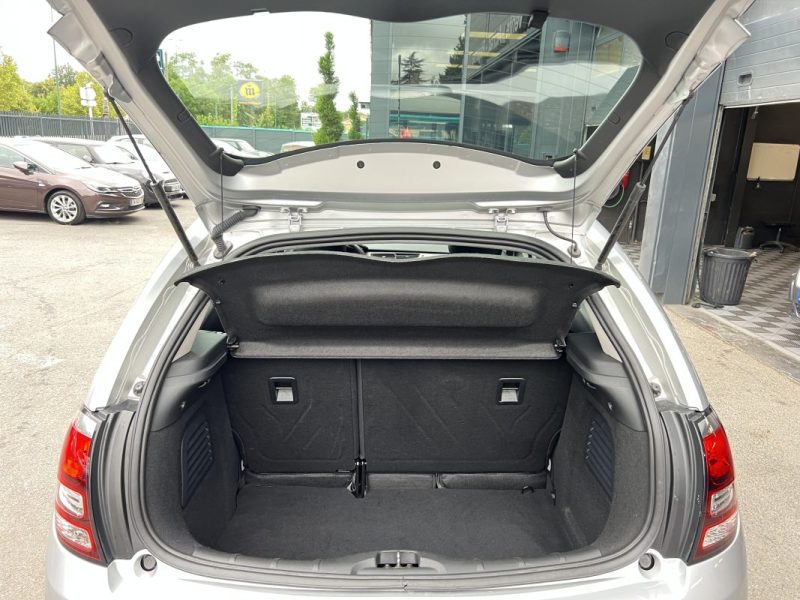 CITROEN C3 II PHASE 2 1.2 E-VTI 82 Cv PREMIERE MAIN / BOITE AUTOMATIQUE 27 100 Kms - GARANTIE 1 AN