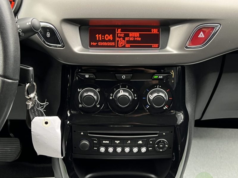 CITROEN C3 II PHASE 2 1.2 E-VTI 82 Cv PREMIERE MAIN / BOITE AUTOMATIQUE 27 100 Kms - GARANTIE 1 AN