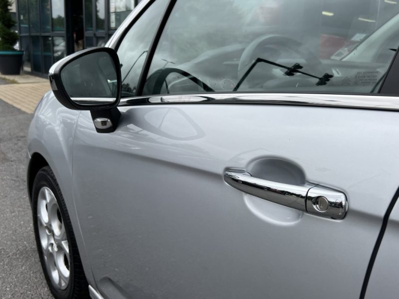 CITROEN C3 II PHASE 2 1.2 E-VTI 82 Cv PREMIERE MAIN / BOITE AUTOMATIQUE 27 100 Kms - GARANTIE 1 AN