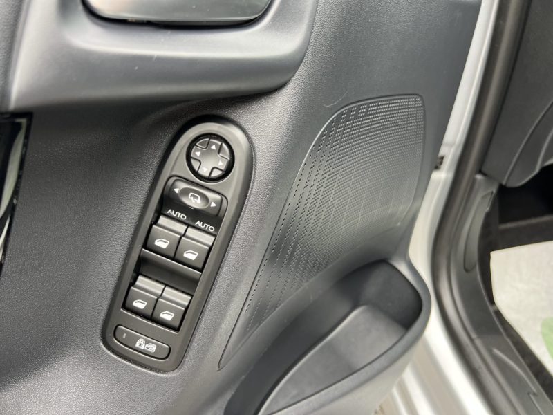 CITROEN C3 II PHASE 2 1.2 E-VTI 82 Cv PREMIERE MAIN / BOITE AUTOMATIQUE 27 100 Kms - GARANTIE 1 AN