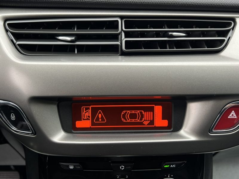 CITROEN C3 II PHASE 2 1.2 E-VTI 82 Cv PREMIERE MAIN / BOITE AUTOMATIQUE 27 100 Kms - GARANTIE 1 AN