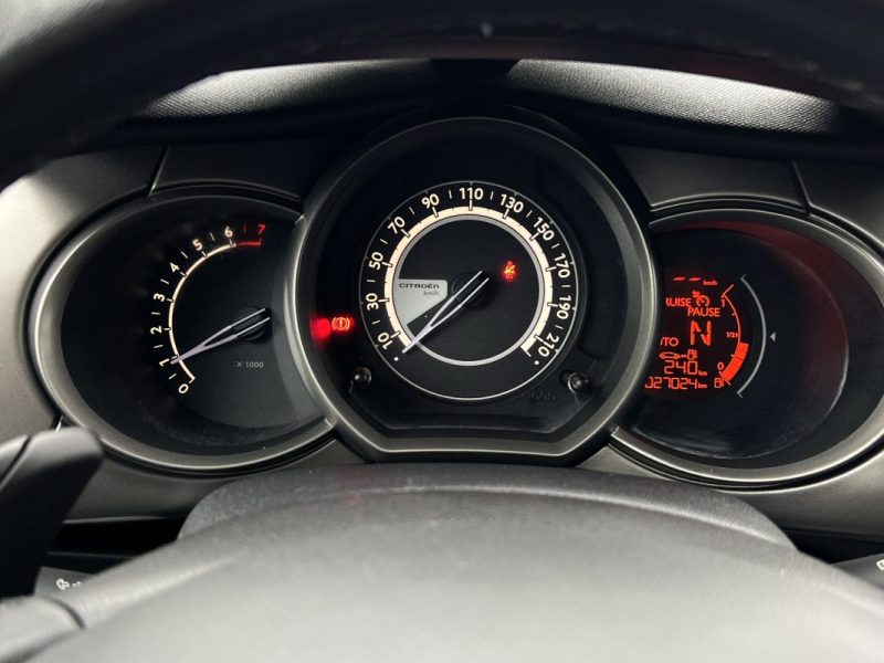 CITROEN C3 II PHASE 2 1.2 E-VTI 82 Cv PREMIERE MAIN / BOITE AUTOMATIQUE 27 100 Kms - GARANTIE 1 AN