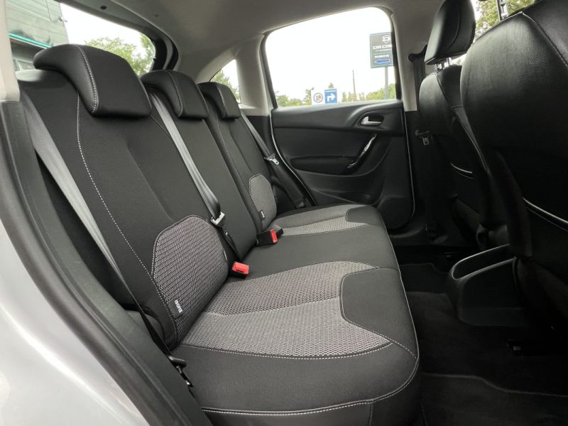 CITROEN C3 II PHASE 2 1.2 E-VTI 82 Cv PREMIERE MAIN / BOITE AUTOMATIQUE 27 100 Kms - GARANTIE 1 AN