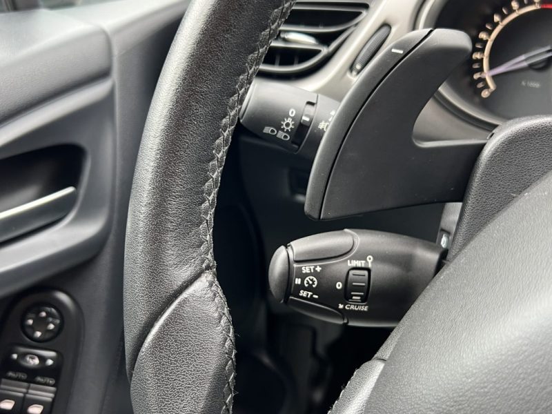 CITROEN C3 II PHASE 2 1.2 E-VTI 82 Cv PREMIERE MAIN / BOITE AUTOMATIQUE 27 100 Kms - GARANTIE 1 AN