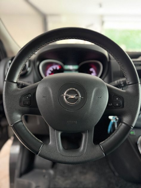 Opel Vivaro 1.6 Edition Tourer CDTI 145 BiTurbo - 8 Places - 101.200 km - Historique Complet - 