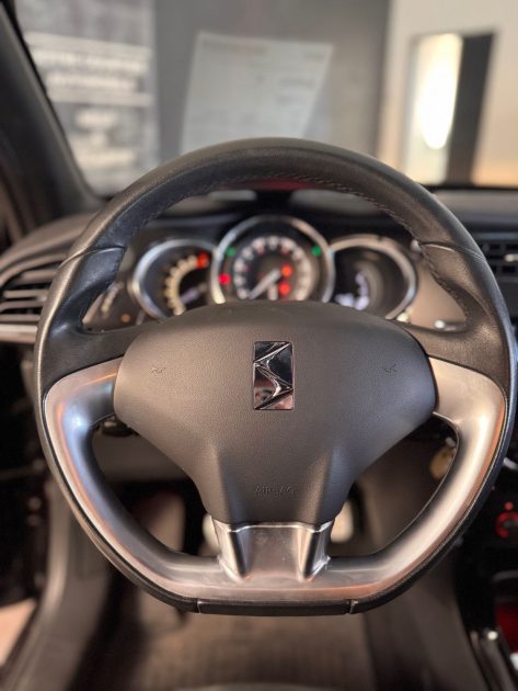 Citroën DS3 1.6 VTi 120ch So Chic - 80.000km - Feux 3D - Moteur à chaine - Garantie 1an