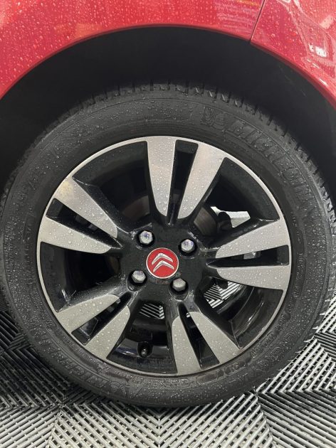 Citroen DS3 1.6 e-HDi 92 Airdream So Chic - 62 000 KM -Entretien complet