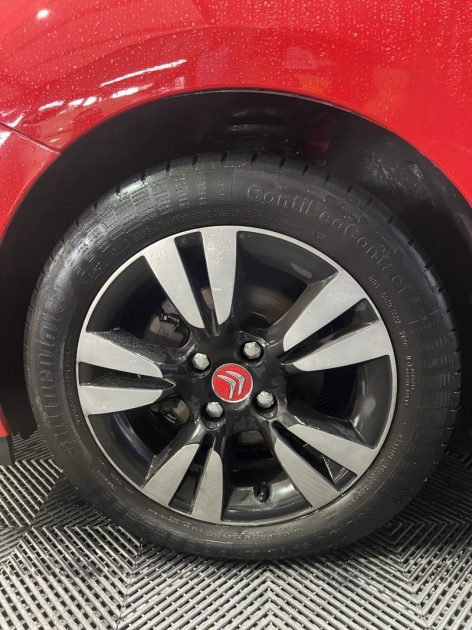 Citroen DS3 1.6 e-HDi 92 Airdream So Chic - 70 000 KM - Entretien complet