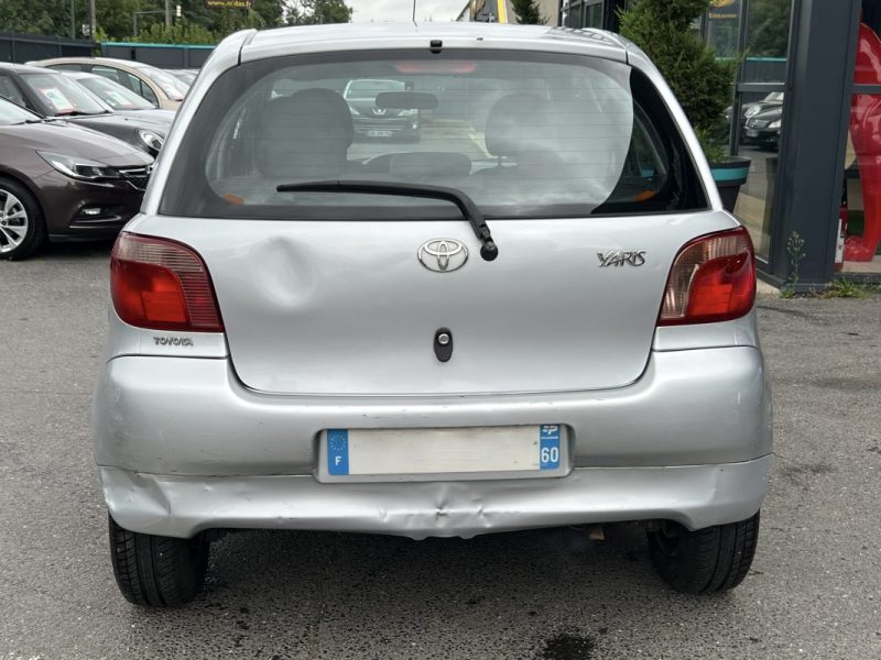 TOYOTA YARIS 1.3 VVT-i 86 - VENTE EN ETAT / PROBLEME MOTEUR LIRE ANNONCE