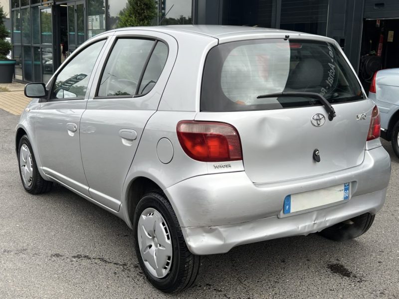 TOYOTA YARIS 1.3 VVT-i 86 - VENTE EN ETAT / PROBLEME MOTEUR LIRE ANNONCE