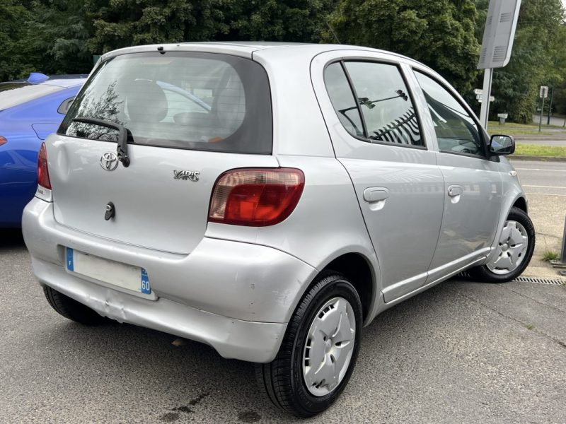TOYOTA YARIS 1.3 VVT-i 86 - VENTE EN ETAT / PROBLEME MOTEUR LIRE ANNONCE
