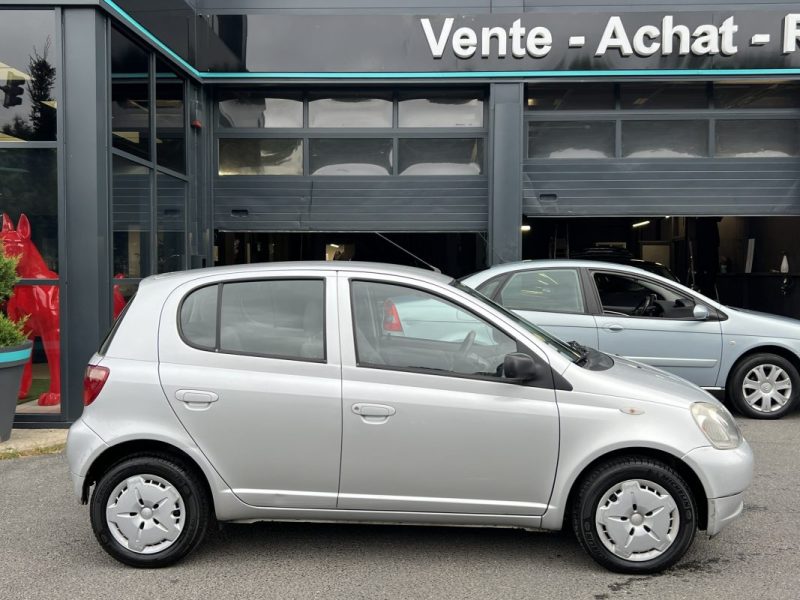 TOYOTA YARIS 1.3 VVT-i 86 - VENTE EN ETAT / PROBLEME MOTEUR LIRE ANNONCE