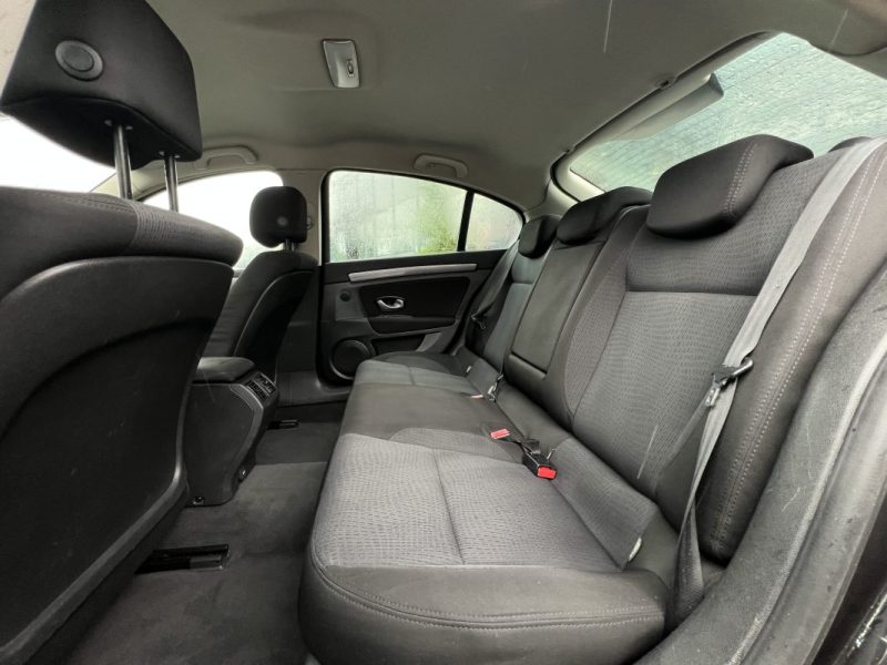 RENAULT LAGUNA 3 III - FRAIS A PREVOIR / 1.5 DCI 110 Cv