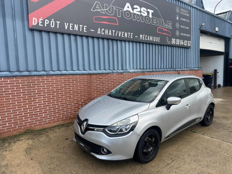 RENAULT CLIO 2015