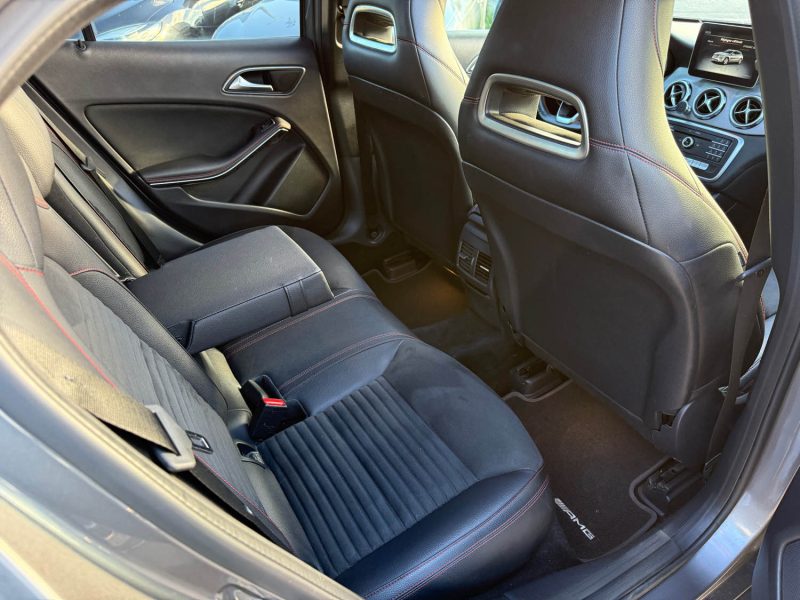 MERCEDES CLASSE GLA 200 156CH FASCINATION 7G-DCT FULLS OPTIONS GARANTIE