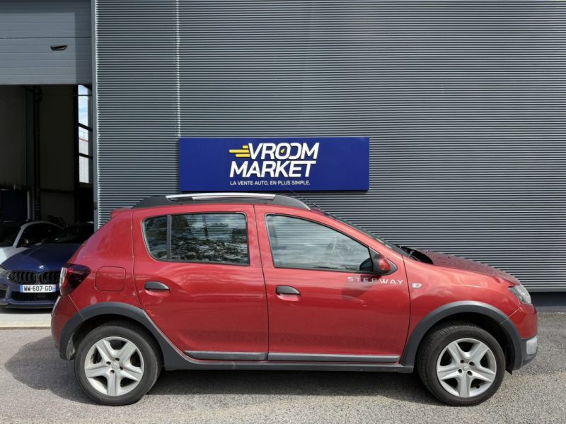 DACIA SANDERO 1.5 DCI 90cv AMBIANCE / CARPLAY