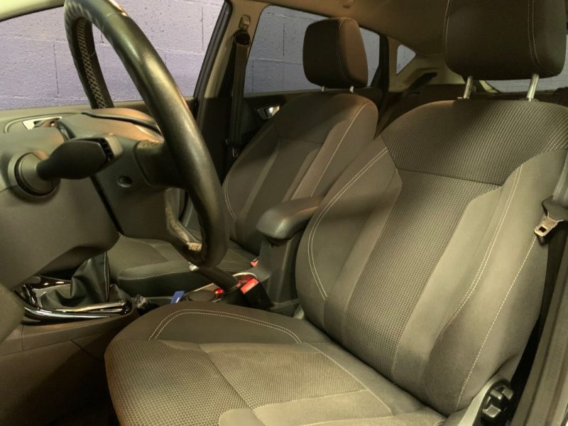 FORD FIESTA 1.0 EcoBoost 125ch Titanium 5p-Packs Hiver-83 000km 