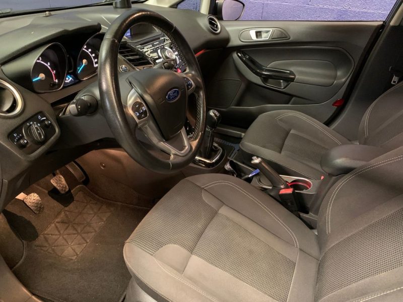 FORD FIESTA 1.0 EcoBoost 125ch Titanium 5p-Packs Hiver-83 000km 