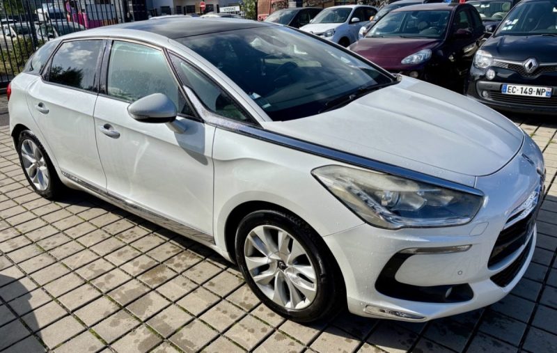  CITROEN DS5 2.0 HDI 163 CH EXECUTIVE 