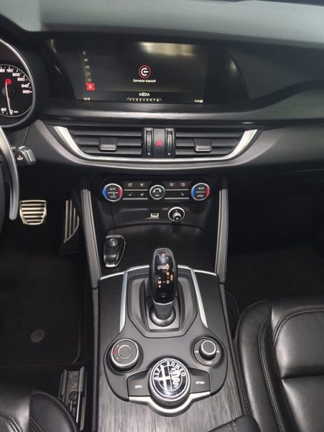 ALFA ROMEO ALFA ROMEO STELVIO 2.2 190 Cv FINITION EXECUTIVE - BOITE AUTOMATIQUE - GPS - CARPLAY - ATTELAGE CUIR  2019