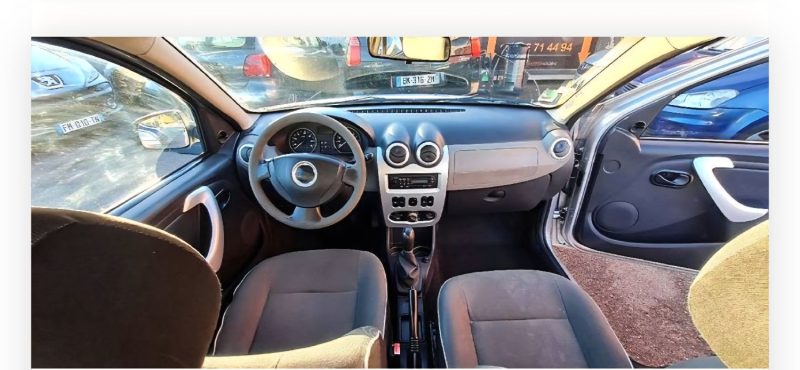 DACIA SANDERO 2012