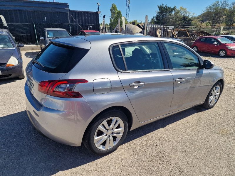 PEUGEOT 308 2020